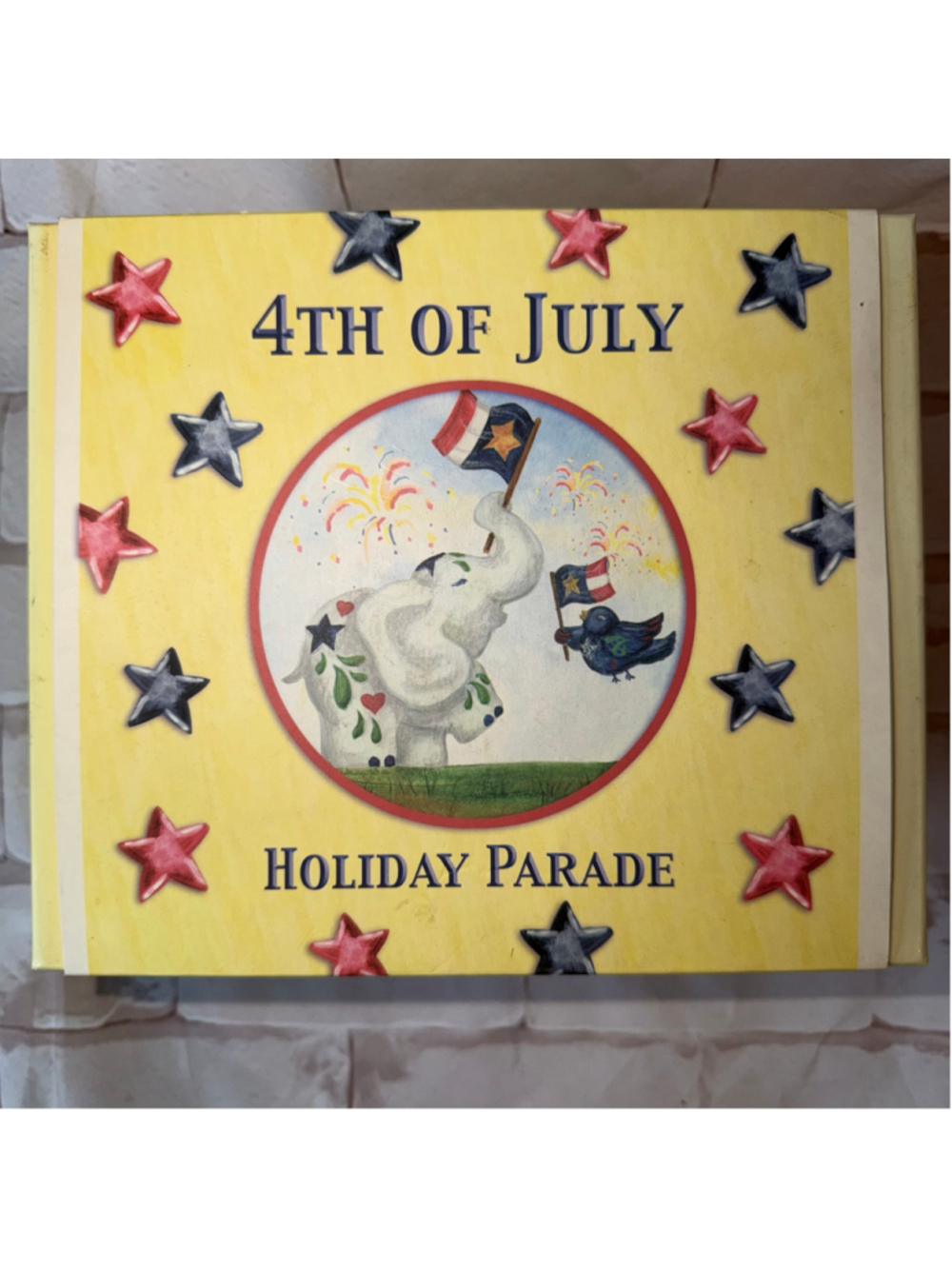 Mint Fenton 4th Of July Parade Hand Painted Elephant & Bird Signed Original Box